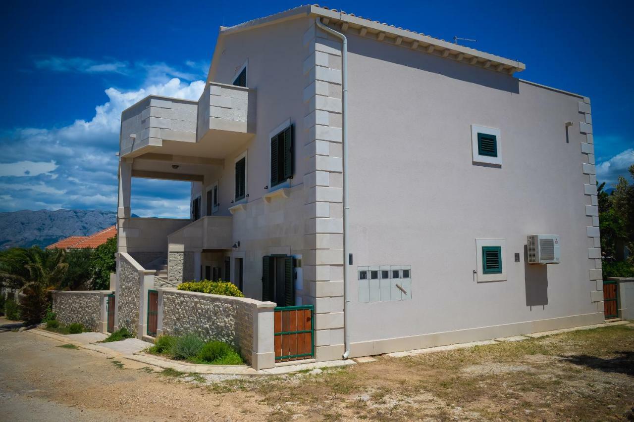 Apartment Markioli Povlja  Esterno foto