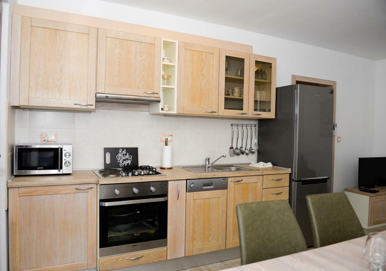 Apartment Markioli Povlja  Esterno foto